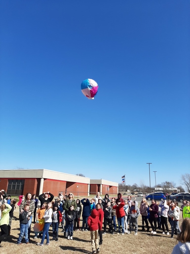 5th Grade has a lot of hot air!
