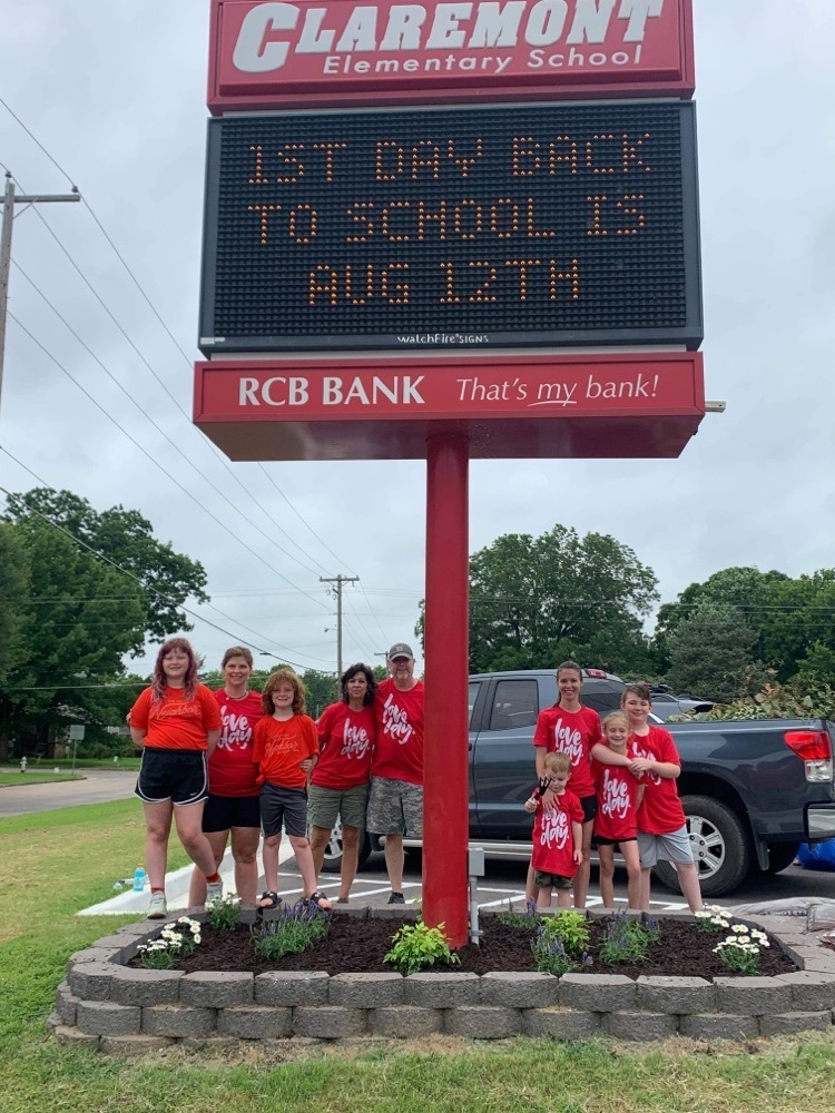 Claremont was shown some LOVE today for Church On The Moveโs Love Day, and Claremoreโs Love Your Neighbor Day! As you can see, our marquee flower bed got a facelift and two of our students were there to help. Thank you to COTM, and to Chloe and Remington for showering Claremont with love today! #CPSZEBRAPRIDE