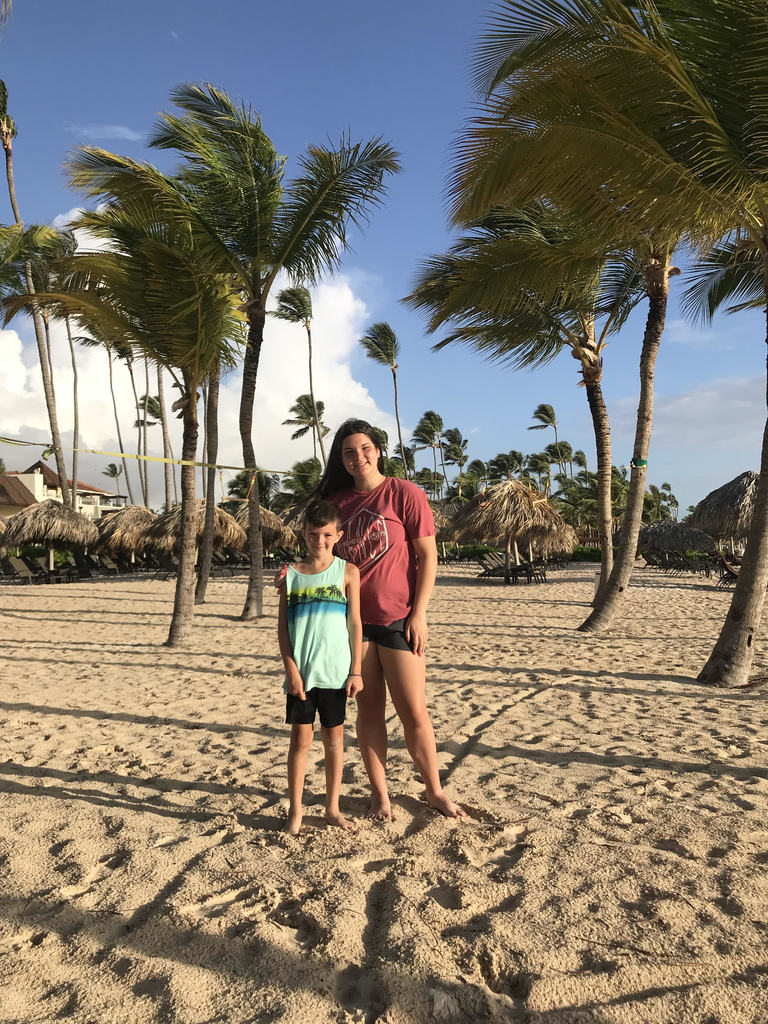 In this #ZebraTravelDiaries entry, Brooklyn Gaines, a junior dance team member at CHS, and Jensen Ash, 1st-grade student at Westside, share the beach and the sunrises from Punta Cana Dreams Royal Beach Resort in the Dominican Republic! 