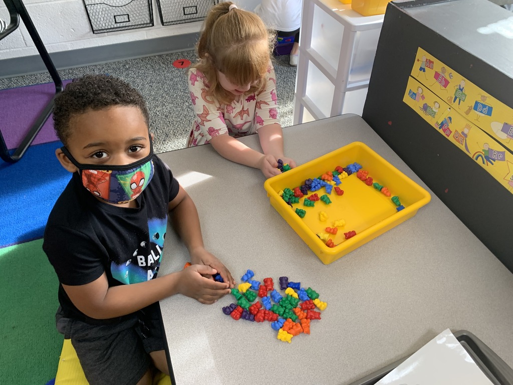 Pre-K loves centers! Did you know that centers can help students grow socially while also becoming more self-aware? The time that students spend in centers increases time management skills, regulation skills and even helps students to identify their own interests. #CPSZEBRAPRIDE
