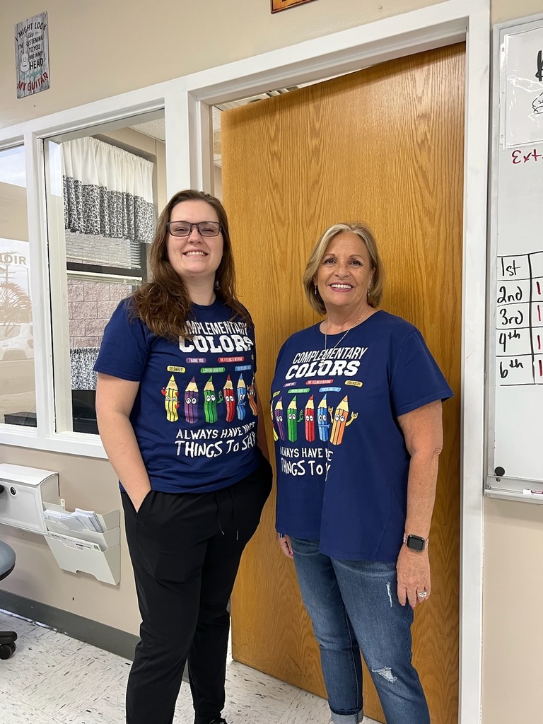 TWIN DAY