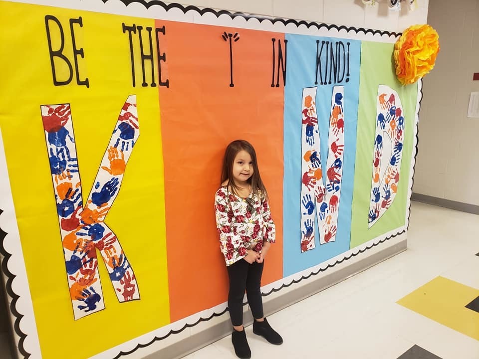 Mrs. Stolusky kindergarten class at Catalayah reminds us to be the "I" in KIND!   